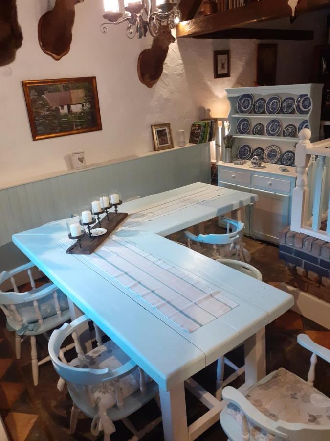 Clarisses Cottage Лараг Екстериор снимка