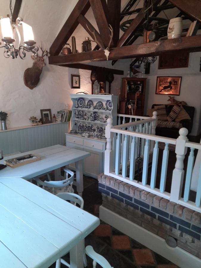 Clarisses Cottage Лараг Екстериор снимка