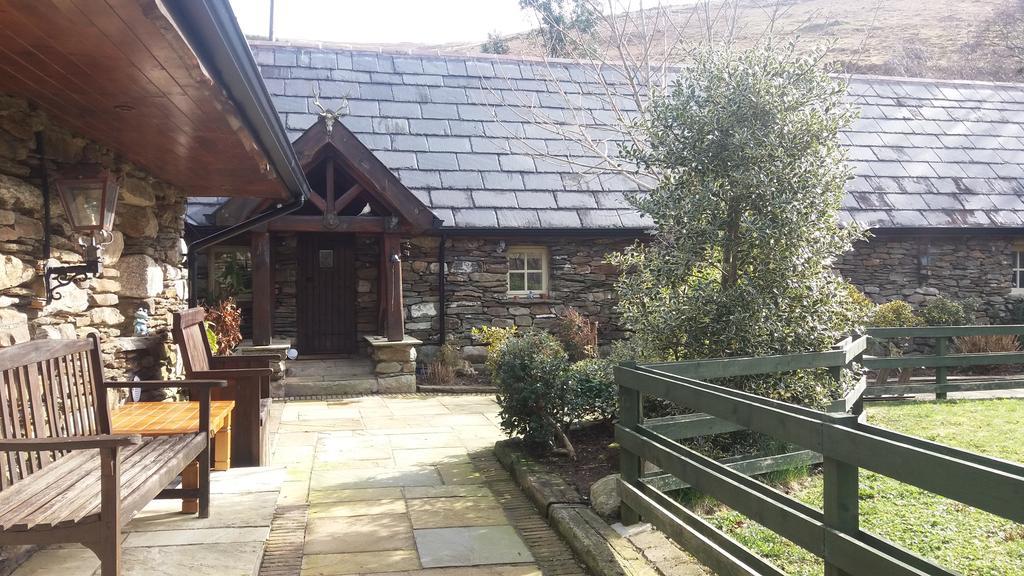 Clarisses Cottage Лараг Екстериор снимка