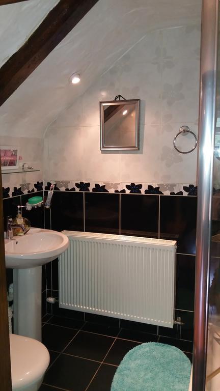 Clarisses Cottage Лараг Екстериор снимка